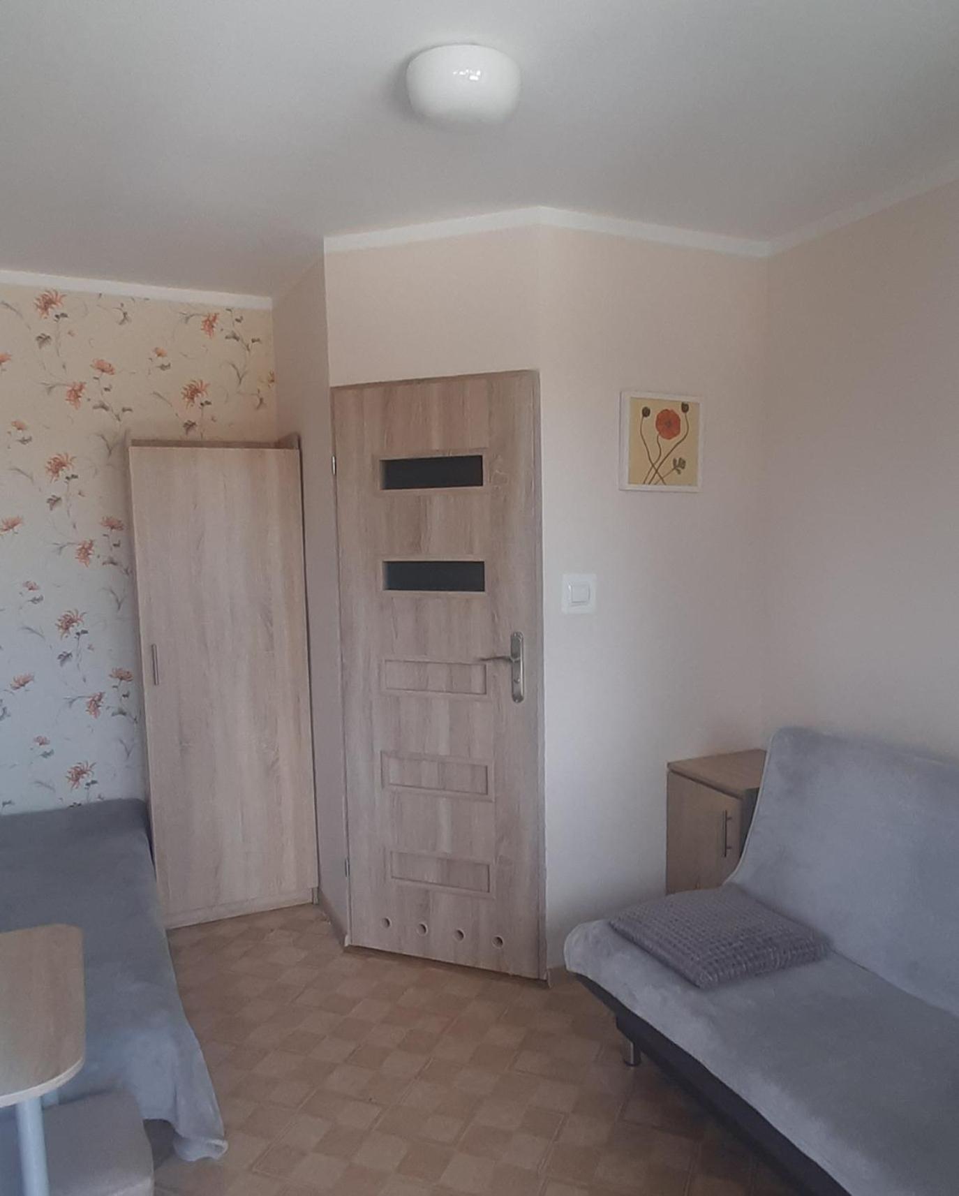 Dom Wczasowy Lodzianka Hotel Mrzeżyno Exterior foto